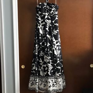 White House Black Market Maxi